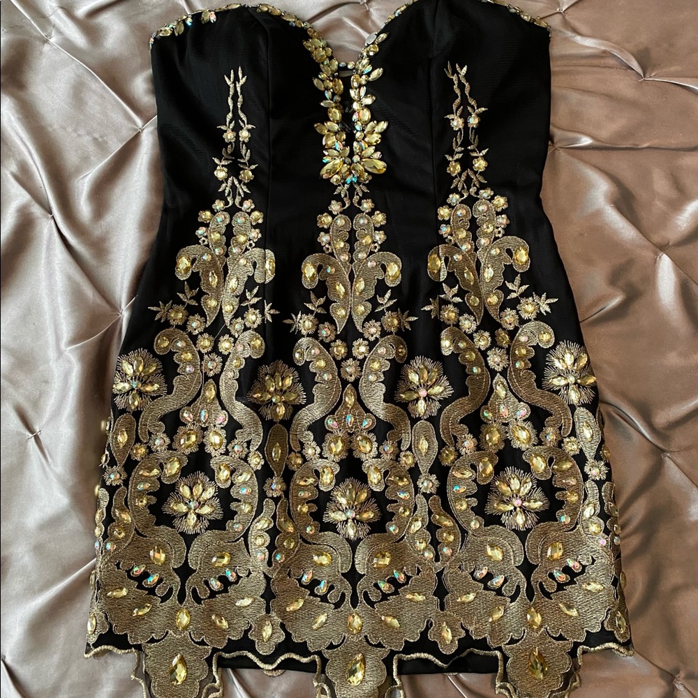 Juniors Jeweled Homecoming Dress size 9/10